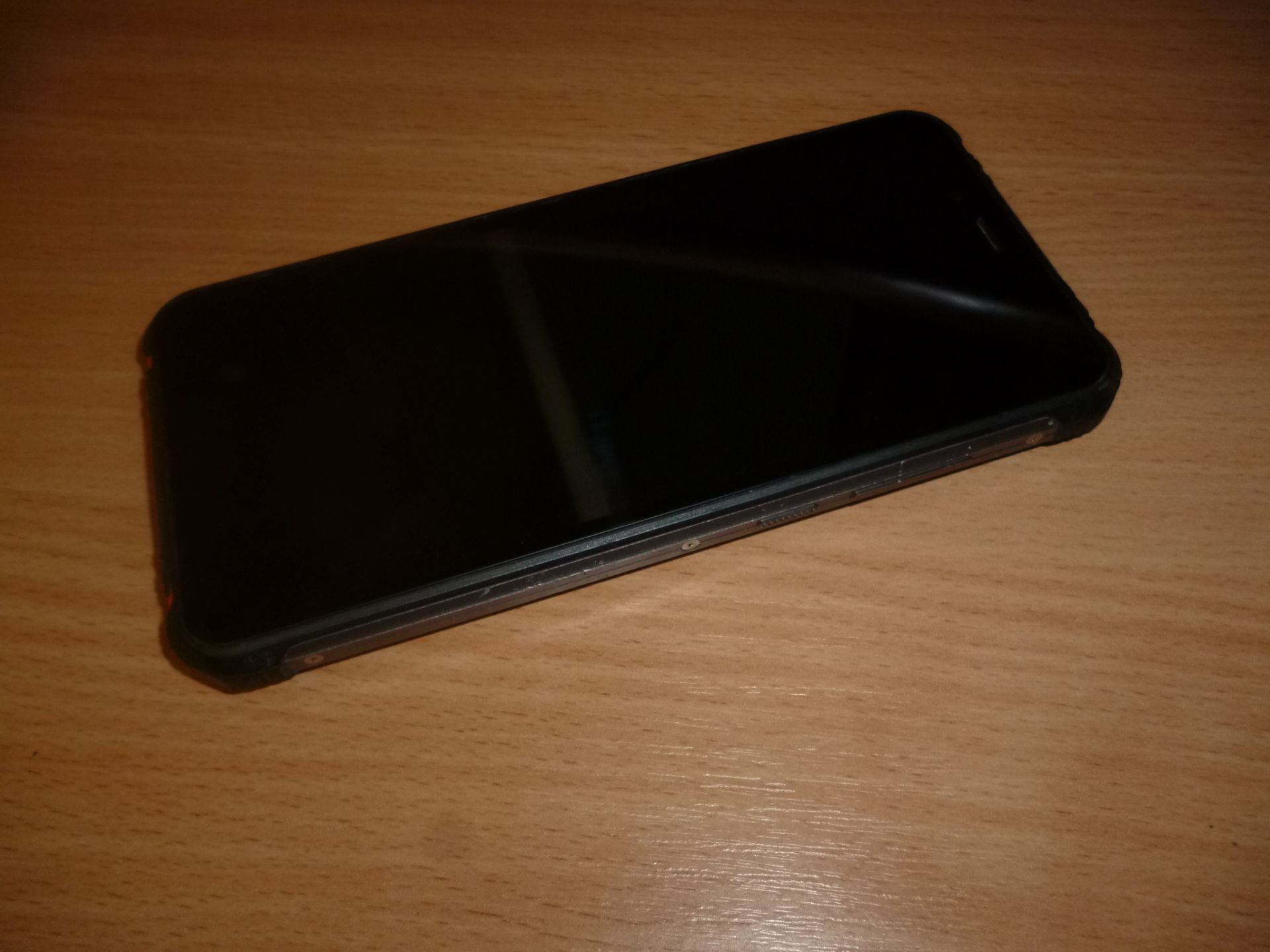мобильный телефон  android 8  ZOJI Z33 orange IP68 смартфон - фото фото фото 2