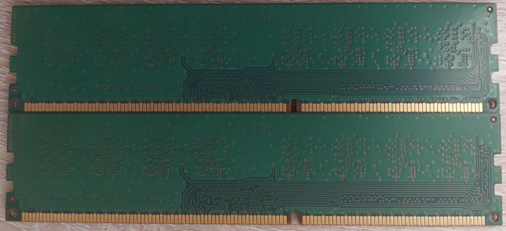 Оперативна пам'ять Samsung DDR3 2GB 1600MHz     (M378B5773SB0-CK0) PC3-12800U-11-13-A1 Б/В код.6540 - фото фото фото 2