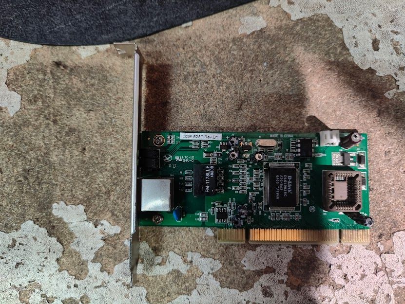 Сетевая карта D-Link DGE-528T 1Гбит/с PCI № 250702109 - фото фото фото 0