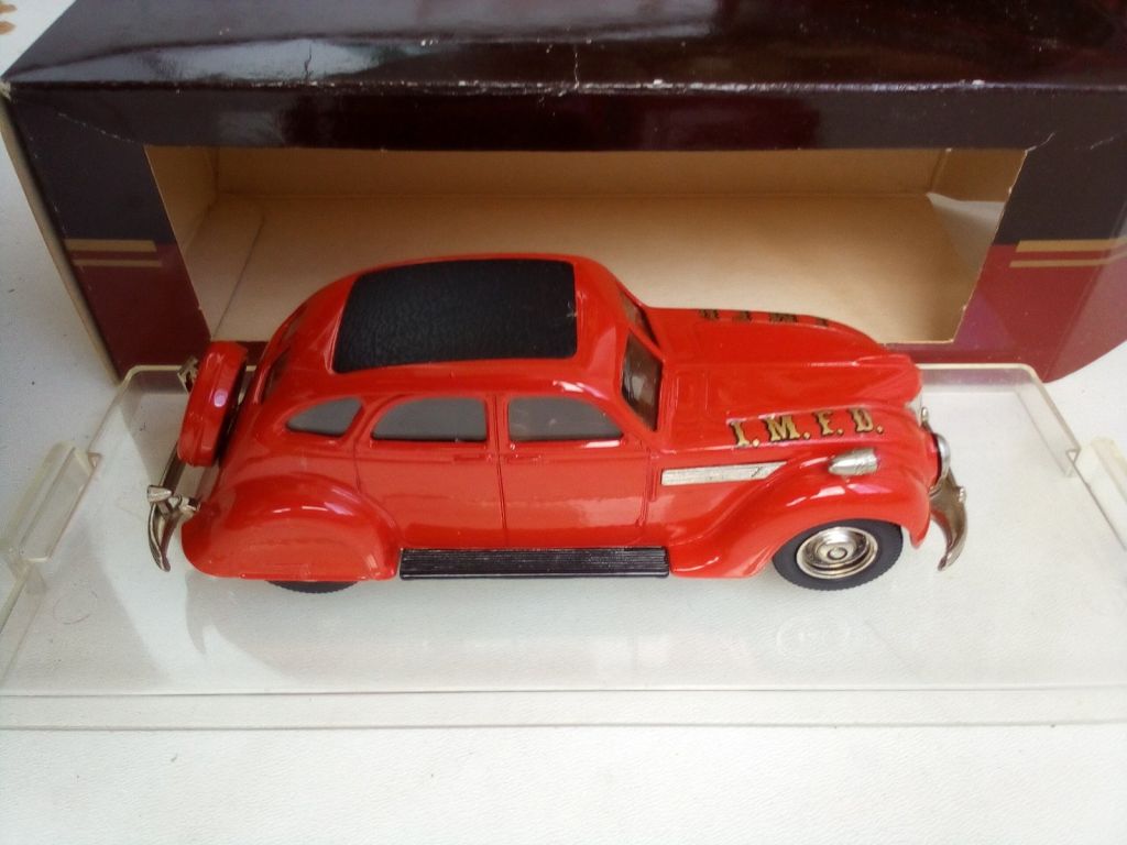 1:43 Rextoys 1935 CHRYSLER AIRFLOW FIRE BRIGADE - фото фото фото 4