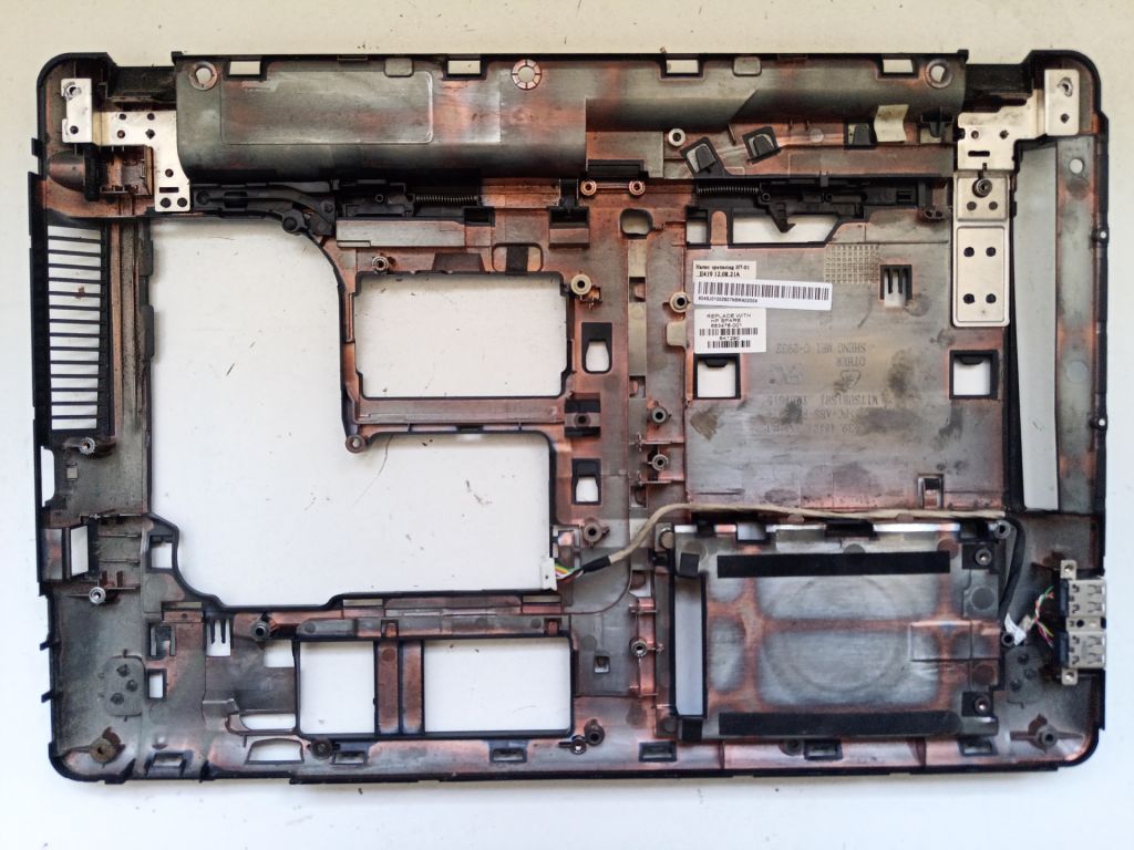 Б/У Корпус низ   (піддон) без сервісної кришки на HP ProBook 4540s - фото фото фото 1