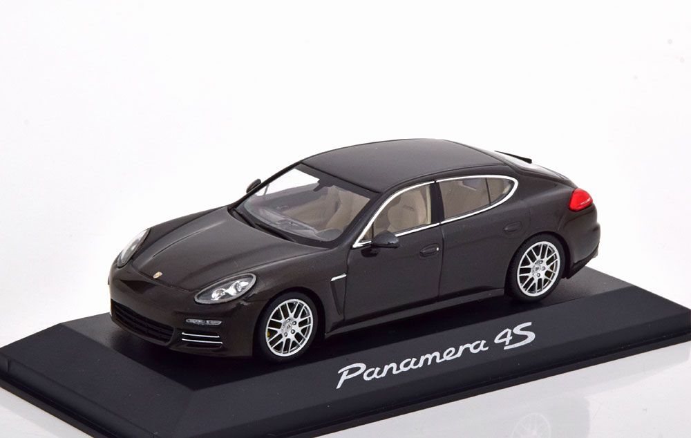 Minichamps 1:43 Porsche Panamera 4S  (2014) carbon grey metallic - фото фото фото 0
