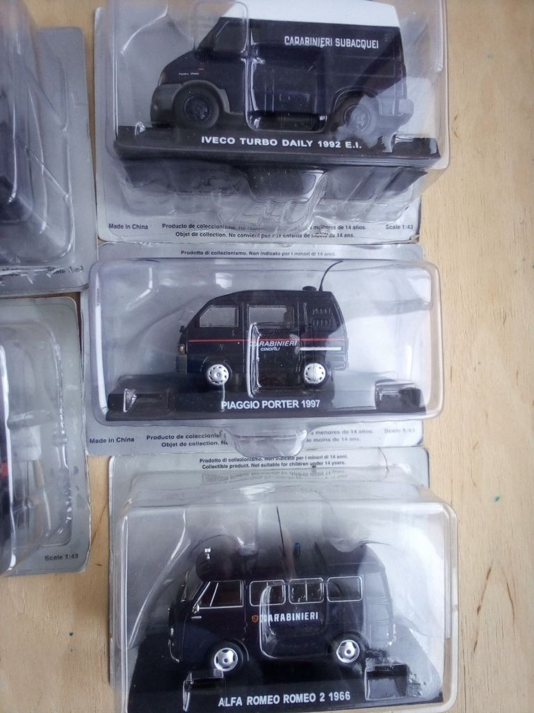 Carabinieri моделі 1:43 Iveco Fiat Land Rover Alfa Romeo - фото фото фото 7