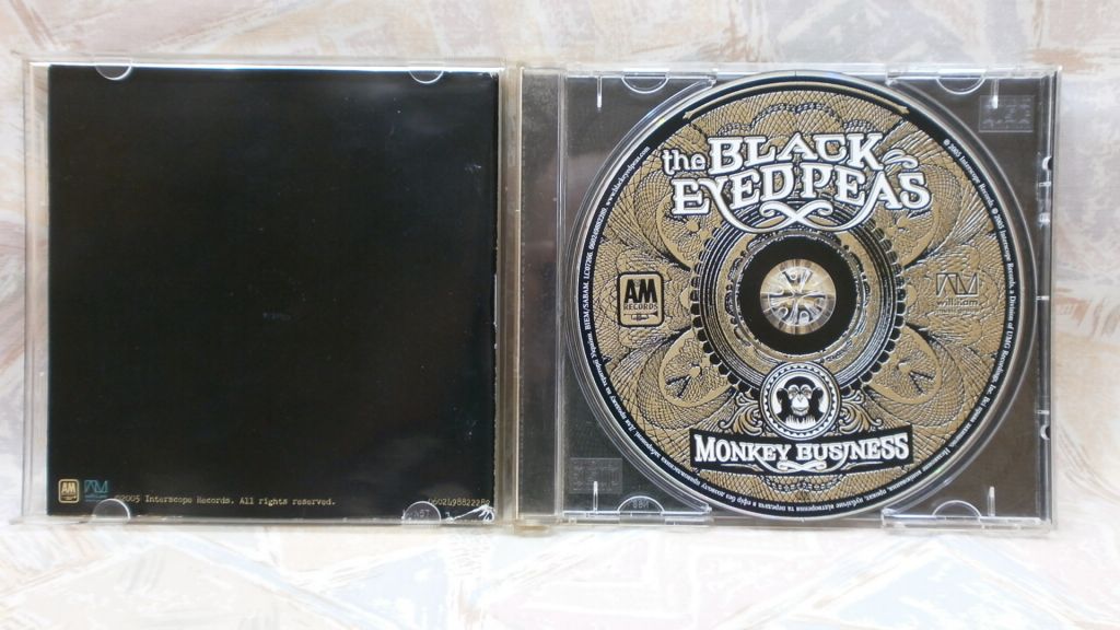 The Black Eyed Peas - Monkey Business - фото фото фото 2