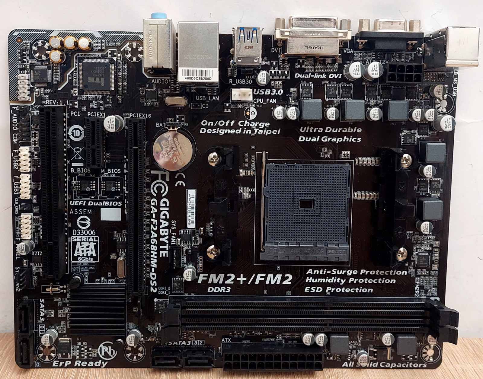Материнська плата  Gigabyte GA-F2A68HM-DS2  /Socket FM2/Socket FM2+/MicroATX/2 x DDR3 б/в - фото фото фото 0