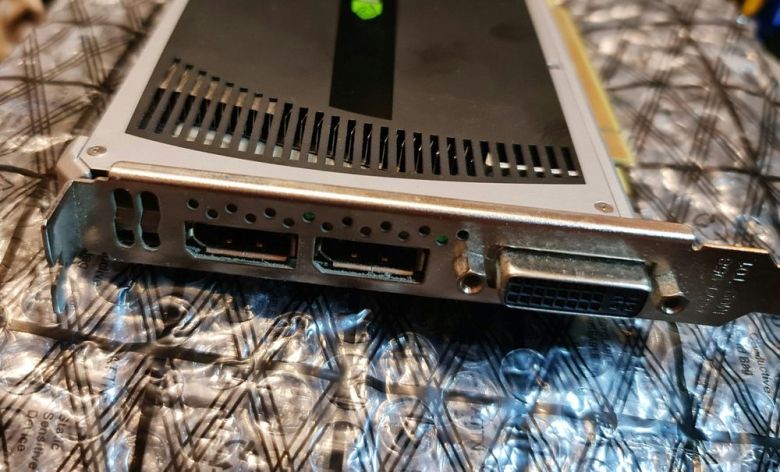 NVIDIA Quadro 4000  2Gb 256bit - фото фото фото 3