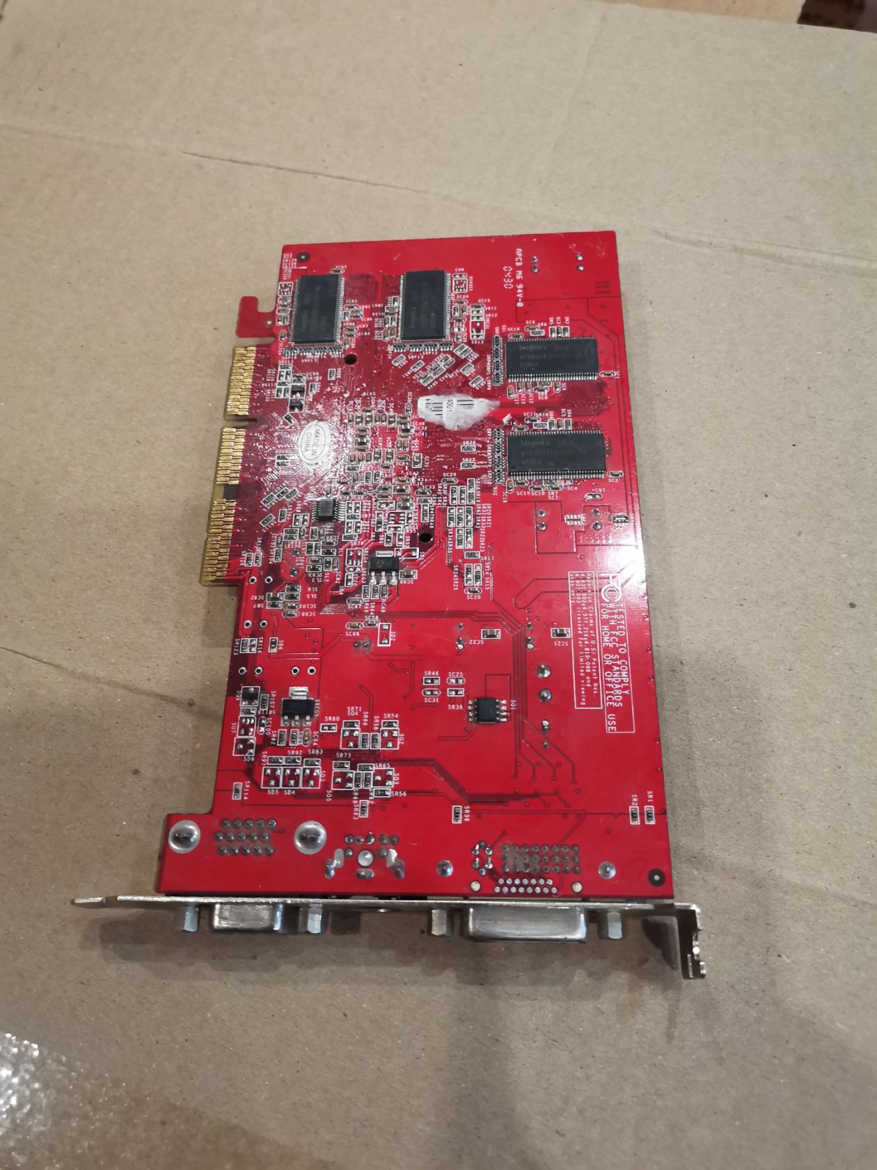 Видеокарта ATI Radeon 9550 AGP - фото фото фото 4