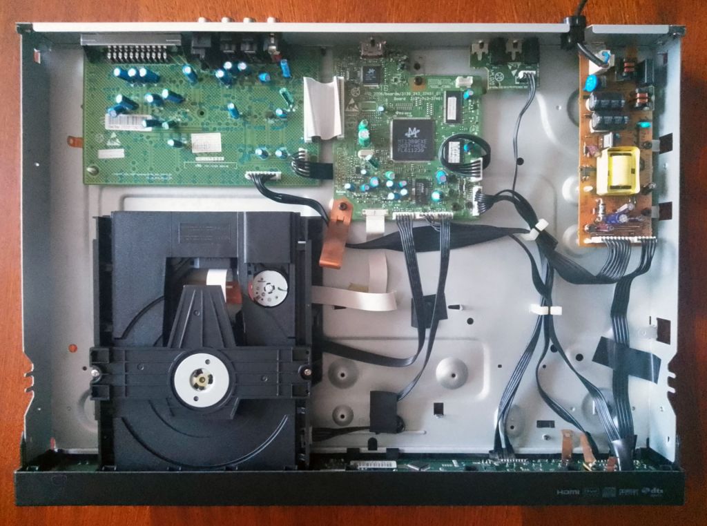 YAMAHA DVD player model DVD-S661G-BL - фото фото фото 3