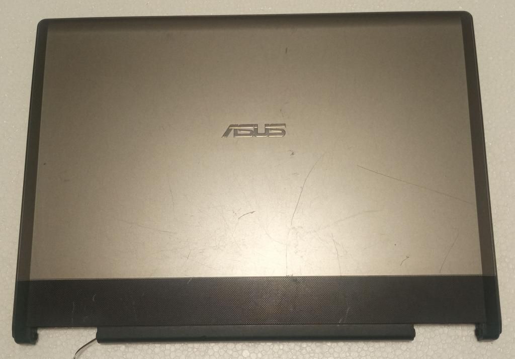 Верхня частина корпуса з ноутбука ASUS F7Z  (кришка та рамка матриці) - фото фото фото 0