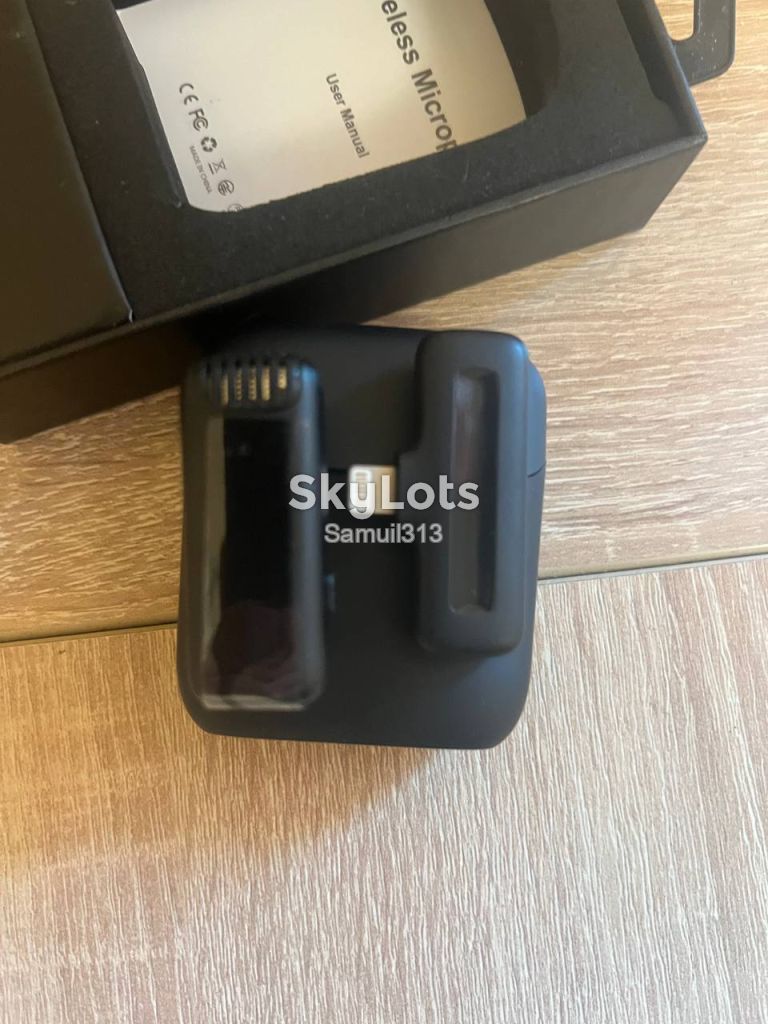 Бездротовий петличний мікрофон для iPhone Lightning із зарядним кейсом — для TikTok, YouTube, Reels - фото фото фото 2