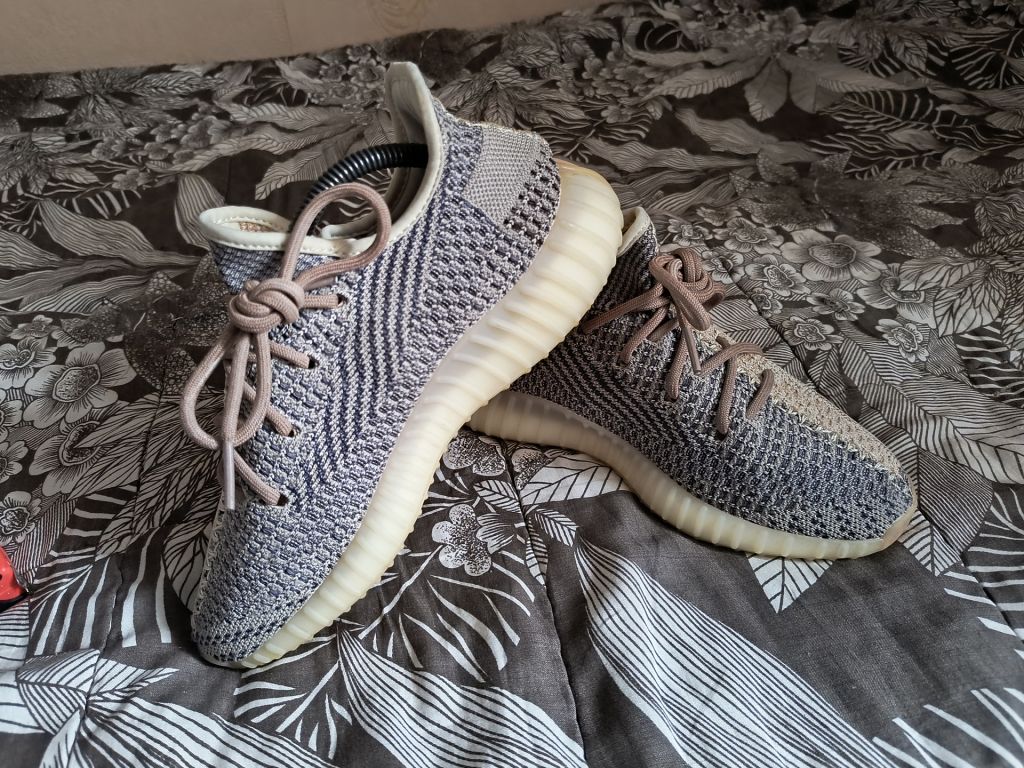 Кросівки Adidas Yeezy Boost 350 V2 Ash Pearl - фото фото фото 1