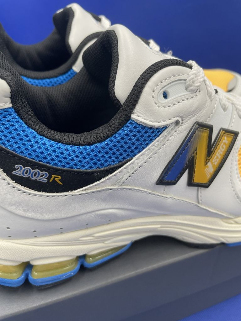 Кроссовки New Balance M2002RGW  (US 9) - фото фото фото 4