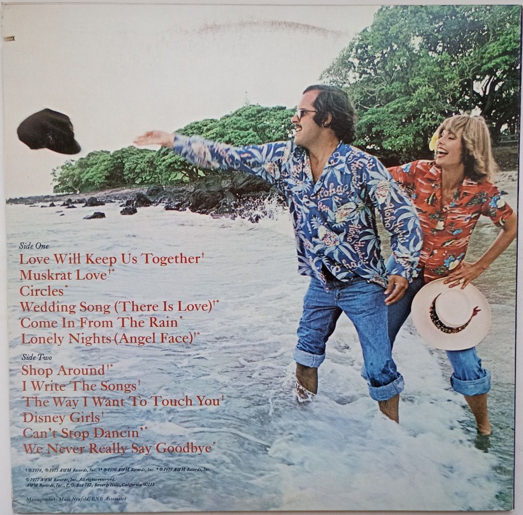 CAPTAIN AND TENNILLE Greatest Hits LP EX- - фото фото фото 3