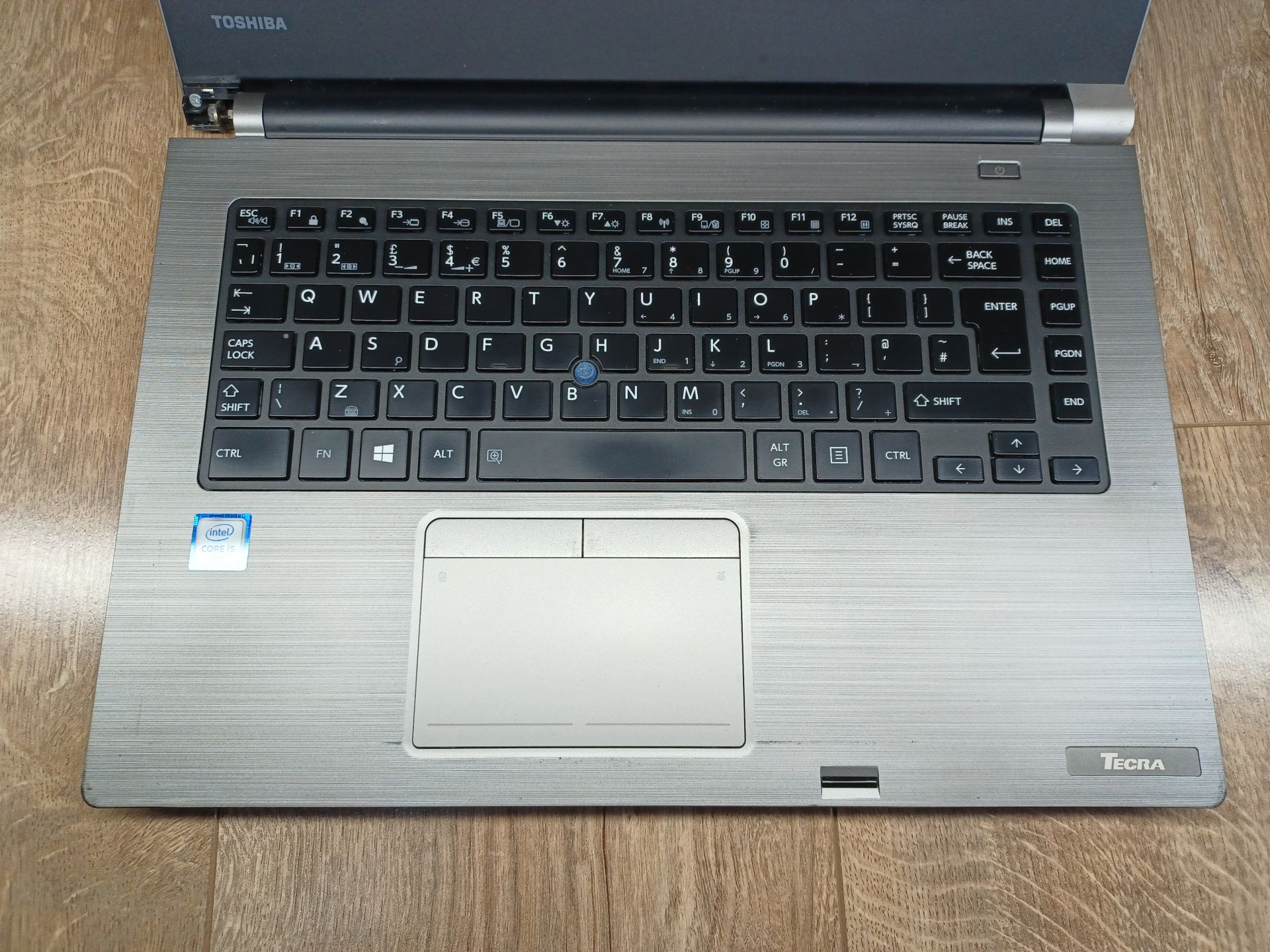 Ноутбук Toshiba Tecra A40 - фото фото фото 2