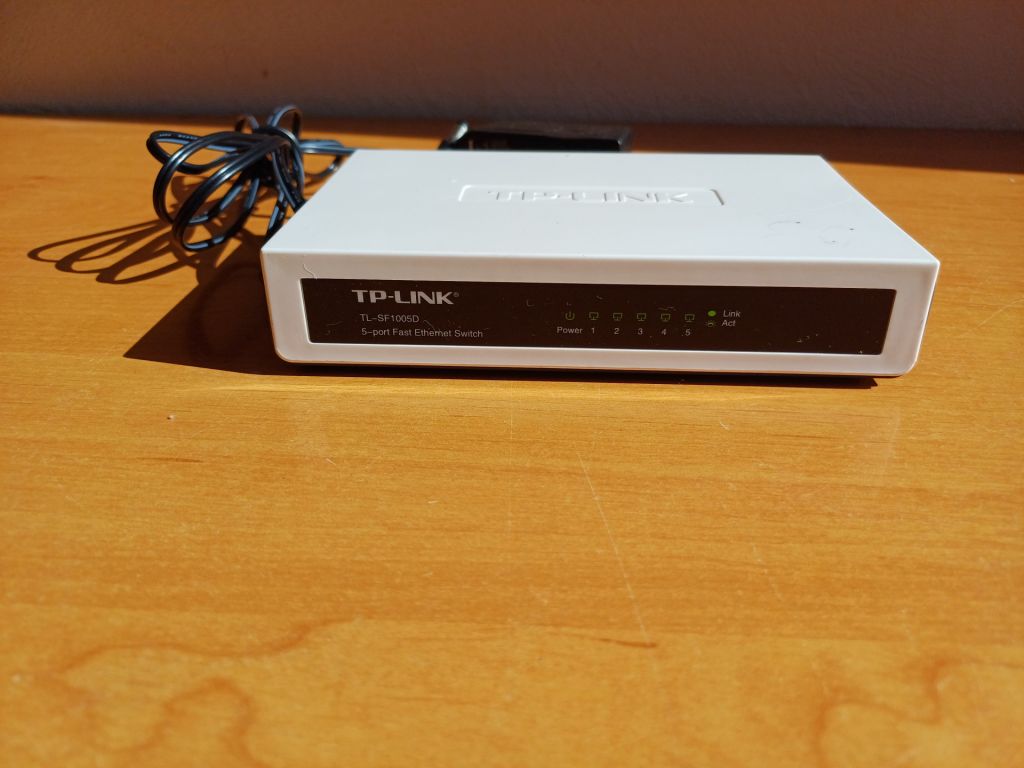 Свич коммутатор TP-Link TL-SF1005D - фото фото фото 0
