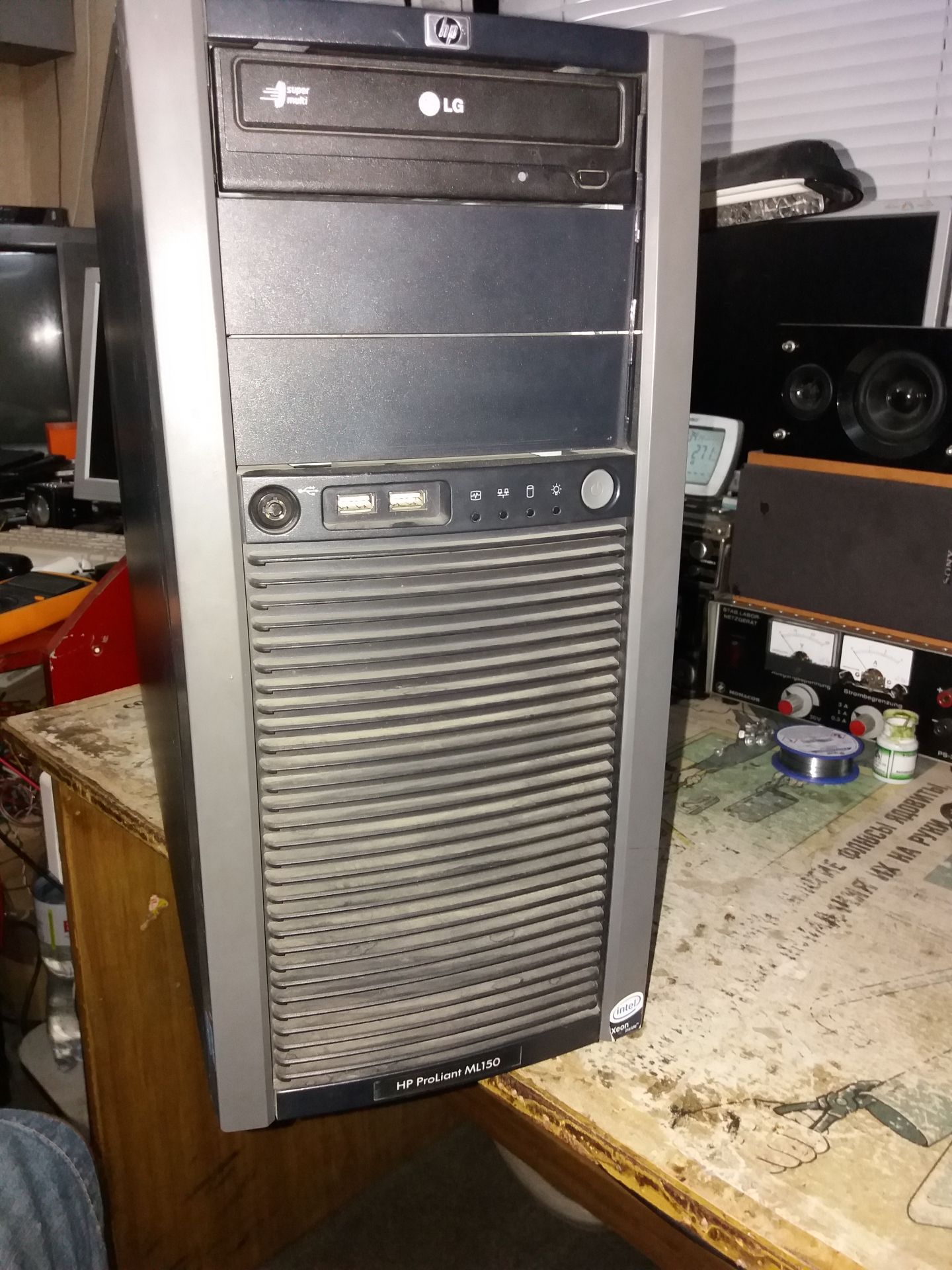 Сервер HP proliant ML 150 G5 - фото фото фото 2