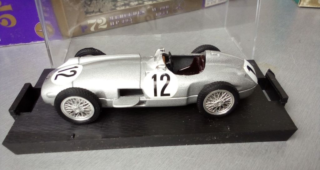 Brumm 1:43 MERCEDES W196 WINNER GR.BRITAIN GP 1955 STIRLING MOSS - фото фото фото 2