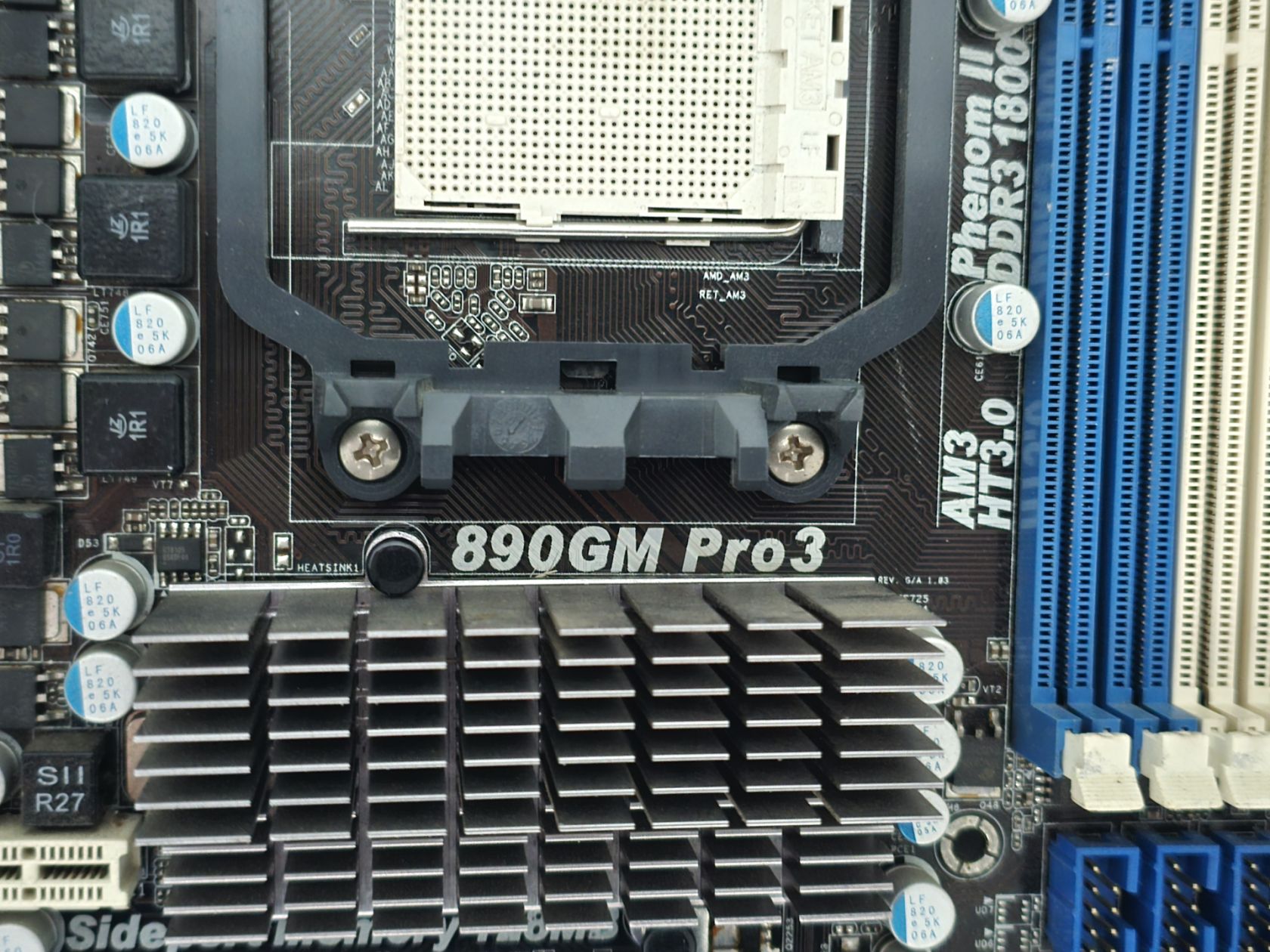 Материнська плата ASRock 890GM Pro3  (Socket AM3, DDR3, б/у) - фото фото фото 2