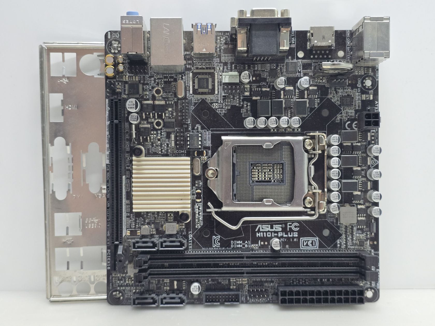 Материнская плата s1151 ASUS H110I-PLUS  (Socket 1151, DDR4, Mini ITX, б/у) - фото фото фото 0