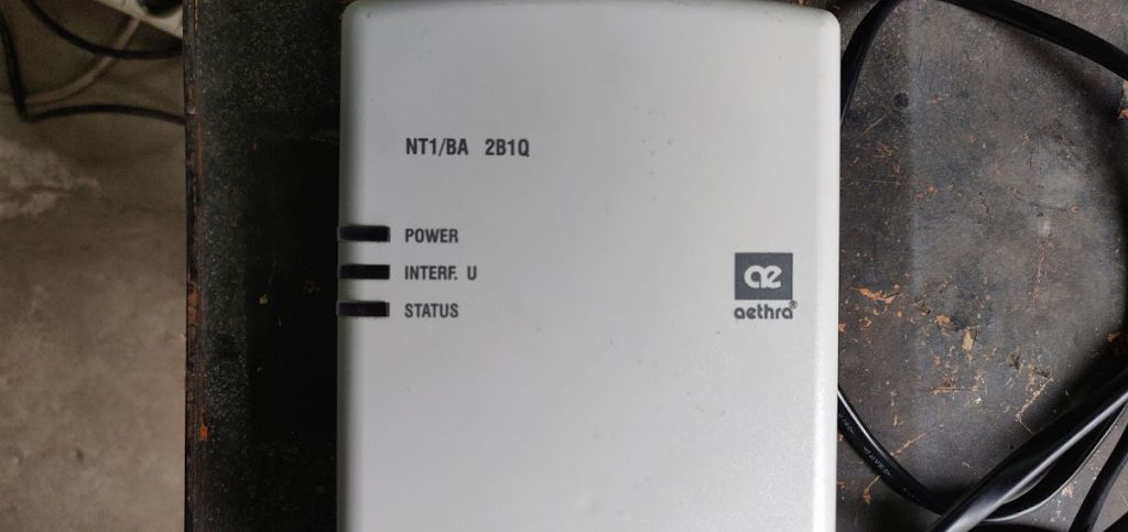 Сетевое оконечное устройство ISDN Aethra NT1/BA 2B1Q № 210608 - фото фото фото 1