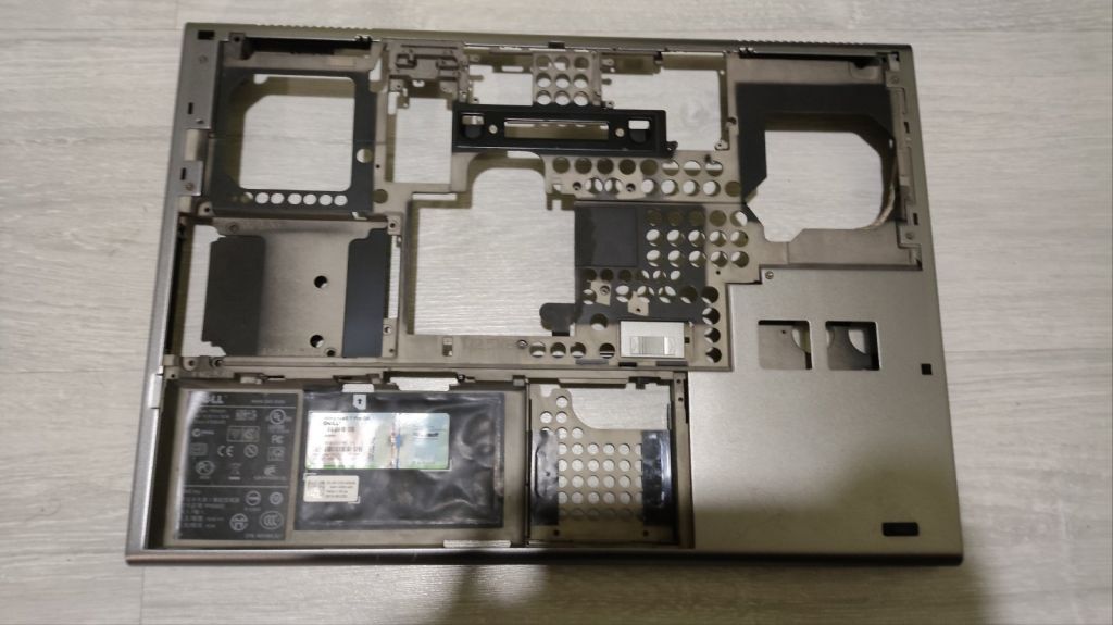 верх і корито Dell M6500 - фото фото фото 3