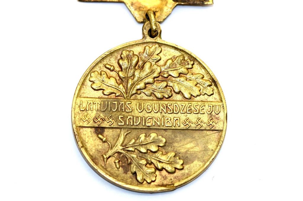 пожарник  Редкий Знак или медаль 1930-е mp876 - фото фото фото 0