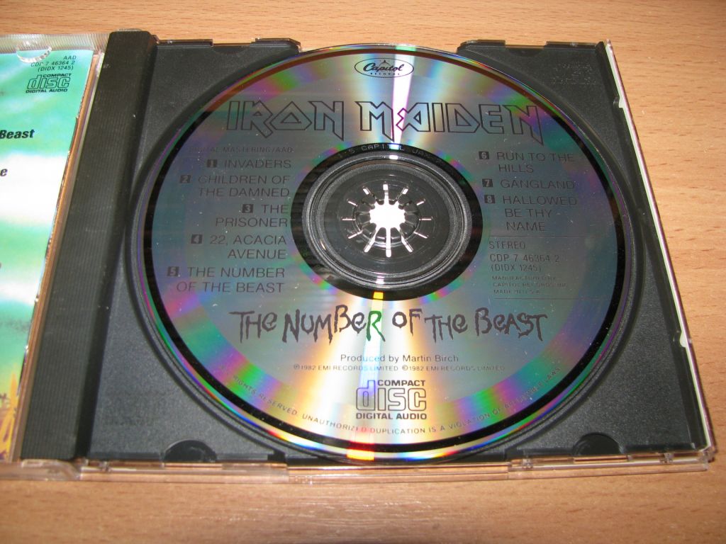 IRON MAIDEN - The Number Of The Beast  (1982 Capitol SRC,USA) - фото фото фото 2