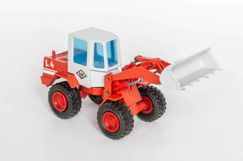 1:50 Front Loader O&amp;K model L4 1988-95, NZG Models 278 made in W.Germany - фото фото фото 3