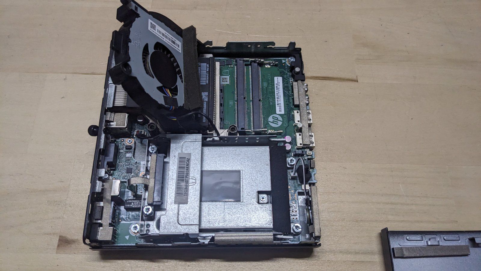 Міні-пк HP сокет AM4/ без DDR4 /без ssd. Б.ж присутній 65ват - фото фото фото 4