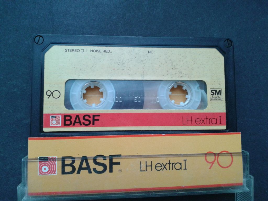 Аудиокассета BASF LH extraI 90 - фото фото фото 0