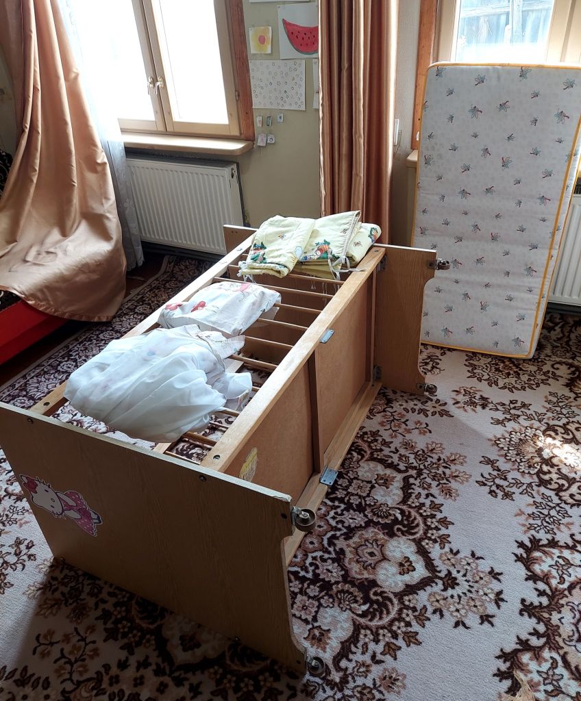 Дитяче ліжко з матрацом   (120×60)см - 1750грн. Дитячі речі - 750грн. - фото фото фото 3