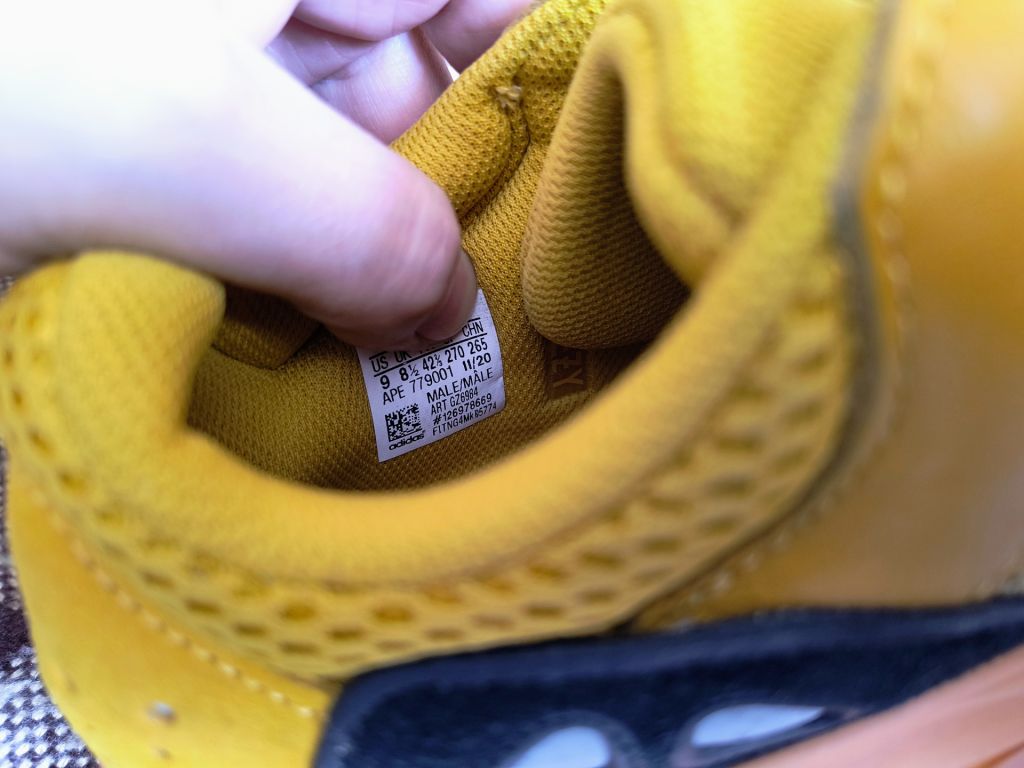 Кросівки Adidas Yeezy Boost 700 - фото фото фото 6
