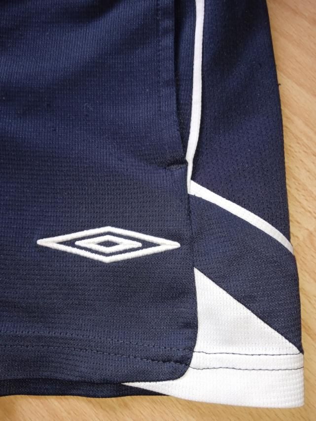 Шорти дитячі UMBRO England 134 см. шорты - фото фото фото 1