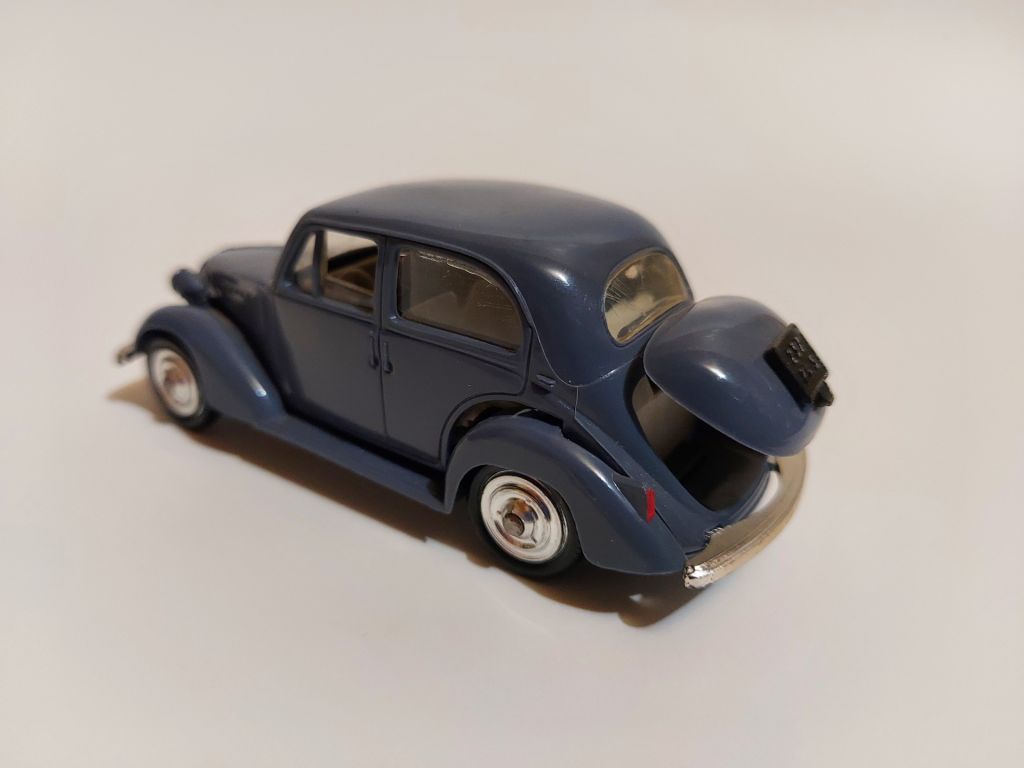 Norev 1:43  (plastic) Simca 1200 - фото фото фото 3