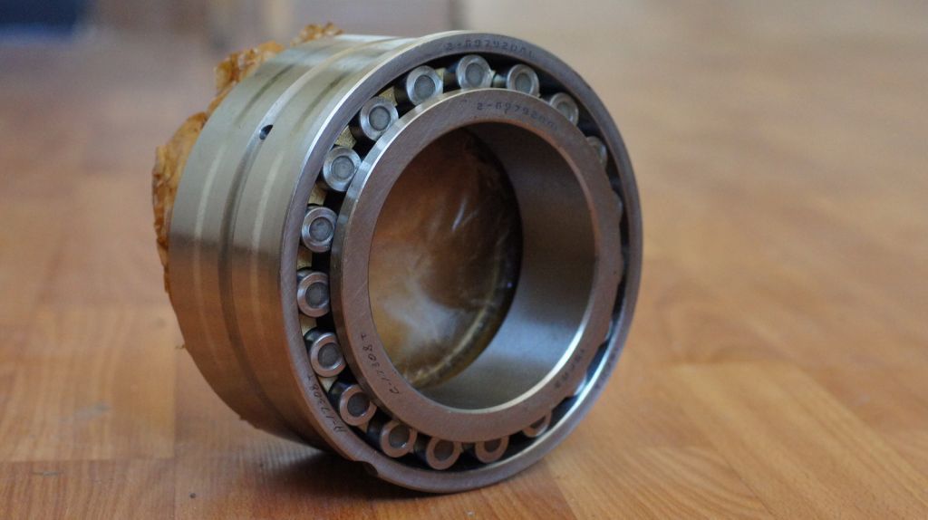 Подшипник 2- 697920 Л1     (bearing 160098X/160152XH) роликовый конический радиально-упорный ГПЗ-15 ГОСТ 520-89  * - фото фото фото 2