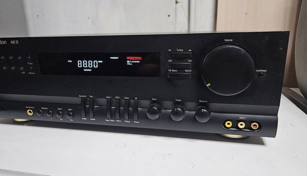 Ресівер Harman Kardon AVR 20 - фото фото фото 2