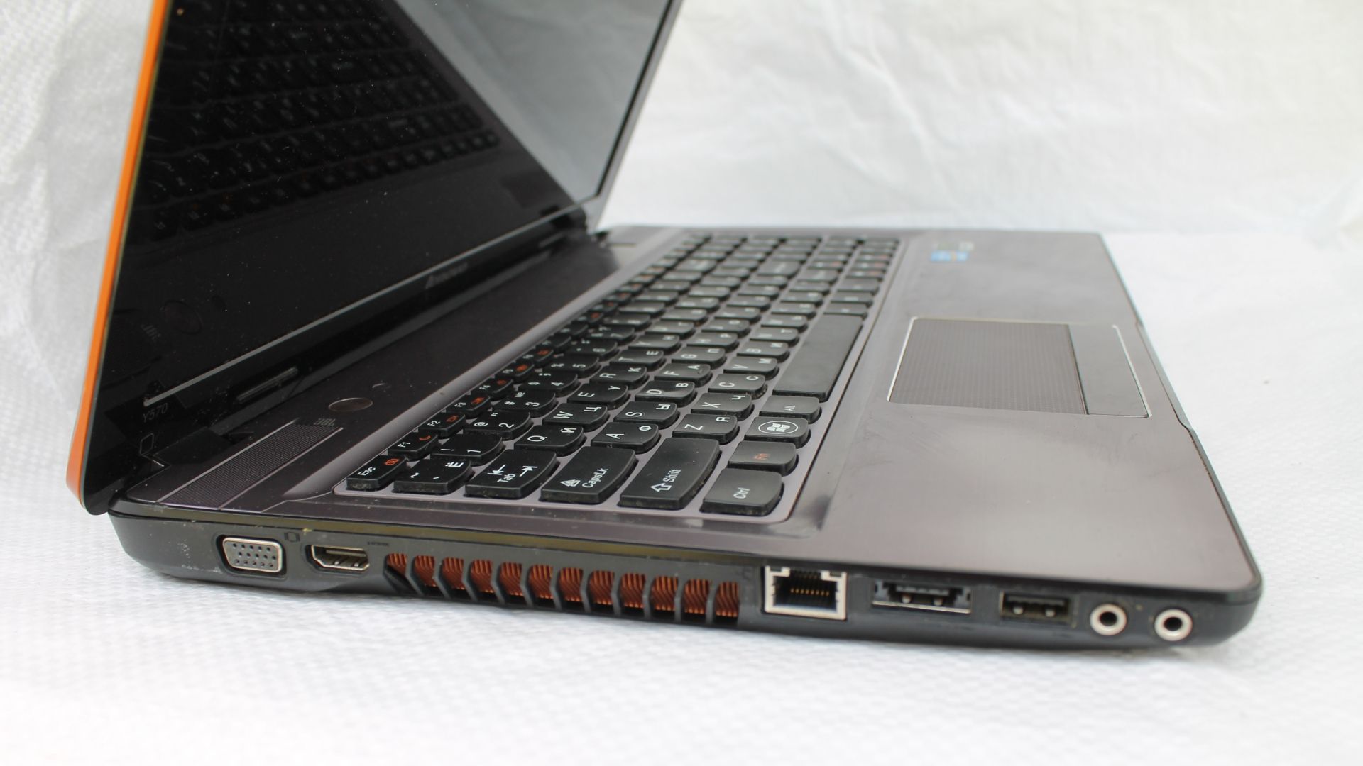 Ноутбук LENOVO Y570 - фото фото фото 6