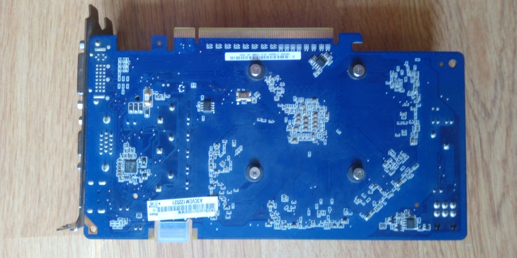 GeForce GTS 250 1024 MB GDDR3    (256bit)    (765/1620)    (DVI, VGA, HDMI)    (ENGTS250/DI/1GD3/WW) - фото фото фото 4