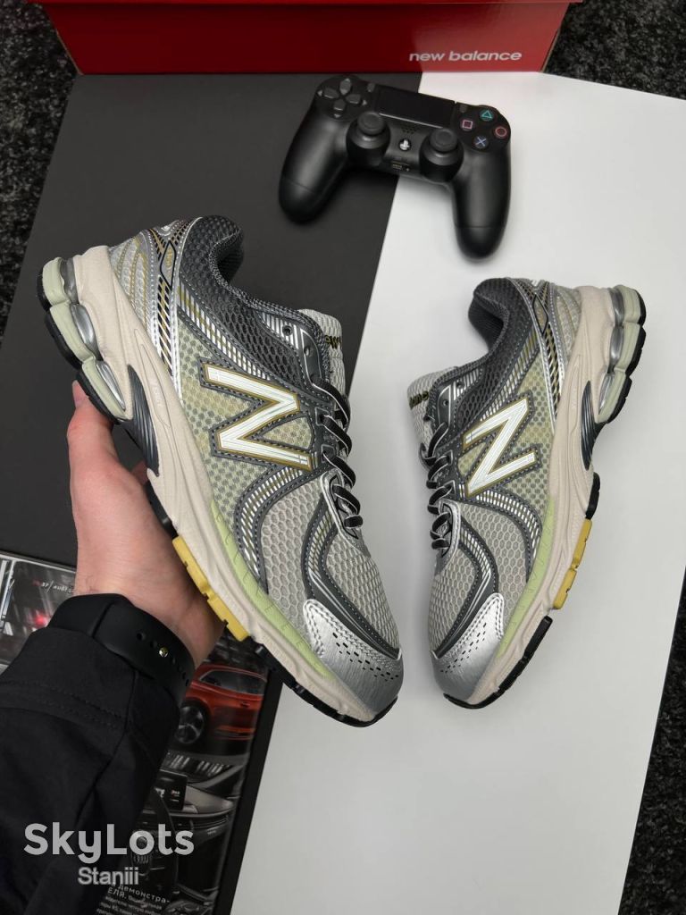 Кросівки New Balance 860v2 Grey Silver - фото фото фото 0