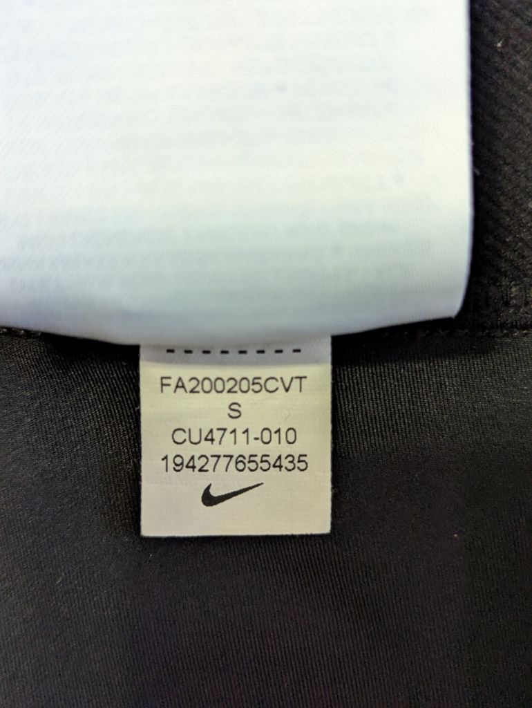 Компрессионный топ женский Nike Dri-FIT Swoosh black/white. S - фото фото фото 7