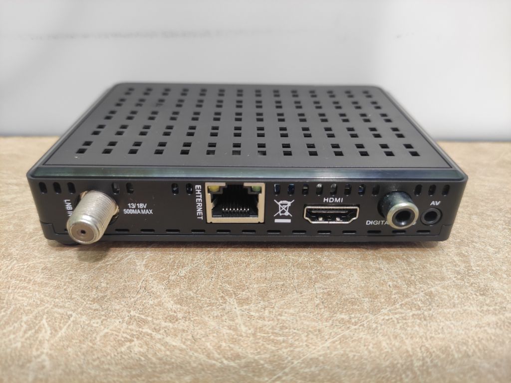 Б/У ТБ-ресивер Simax U2C K3 mini LAN код tp43 - фото фото фото 3
