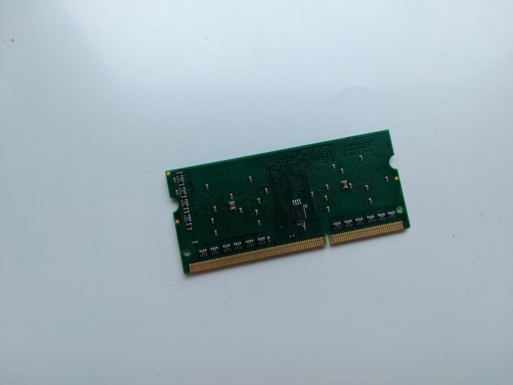 Apacer SODIMM DDR3 2Gb 1600MHz 12800S CL11 75.A84DF.G040B - фото фото фото 1