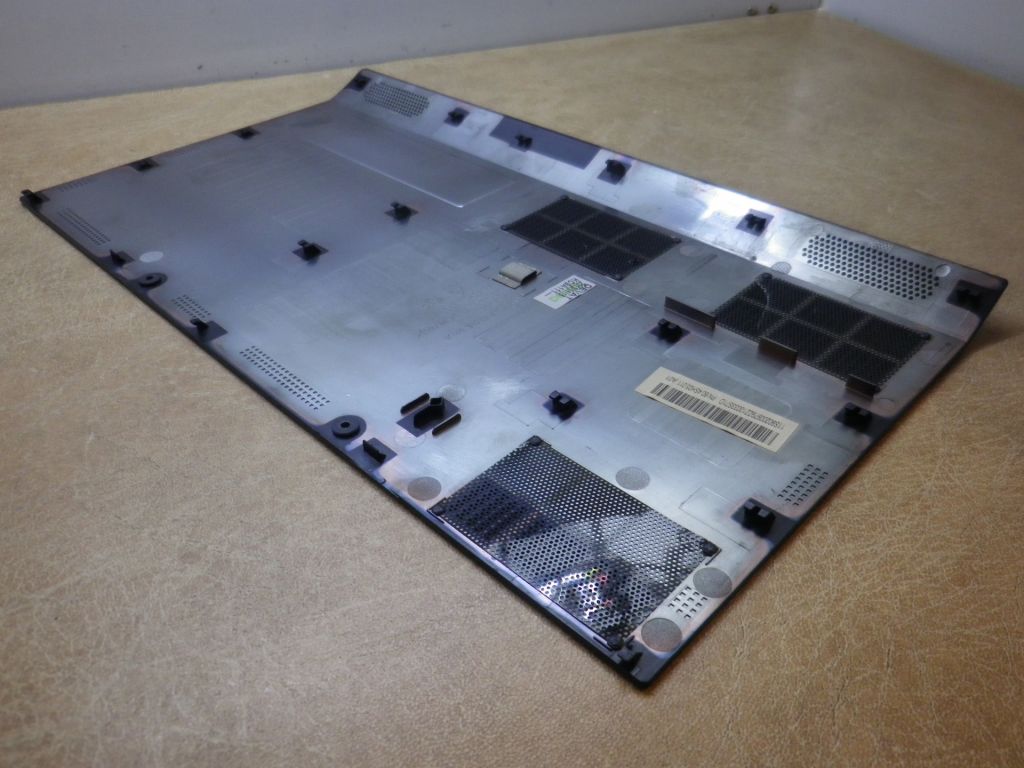 Б/У Сервісна кришка на lenovo G580 - фото фото фото 2