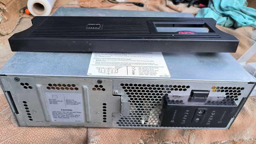 Бесперебійникі APC Smart-UPS 1400XL SU1400RMXLIB3U - фото фото фото 1