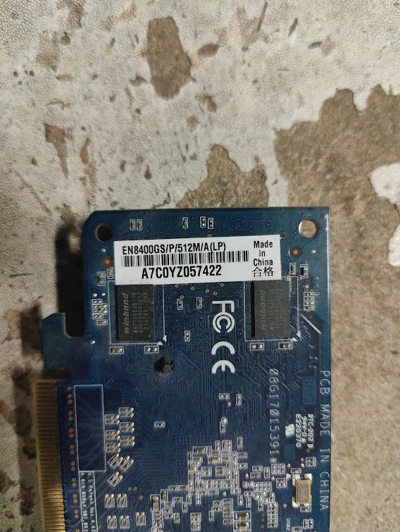 Видеокарта ASUS GeForce 8400 GS EN8400GS/P/512M/A (LP) 512MB PCI-E № K252305106 - фото фото фото 2