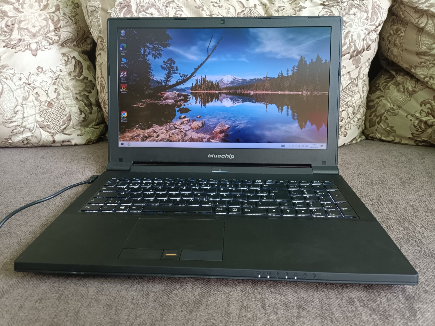 15.6"FullHD IPS Clevo N350DW/Core i3 6gen    (десктопний) - фото фото фото 0