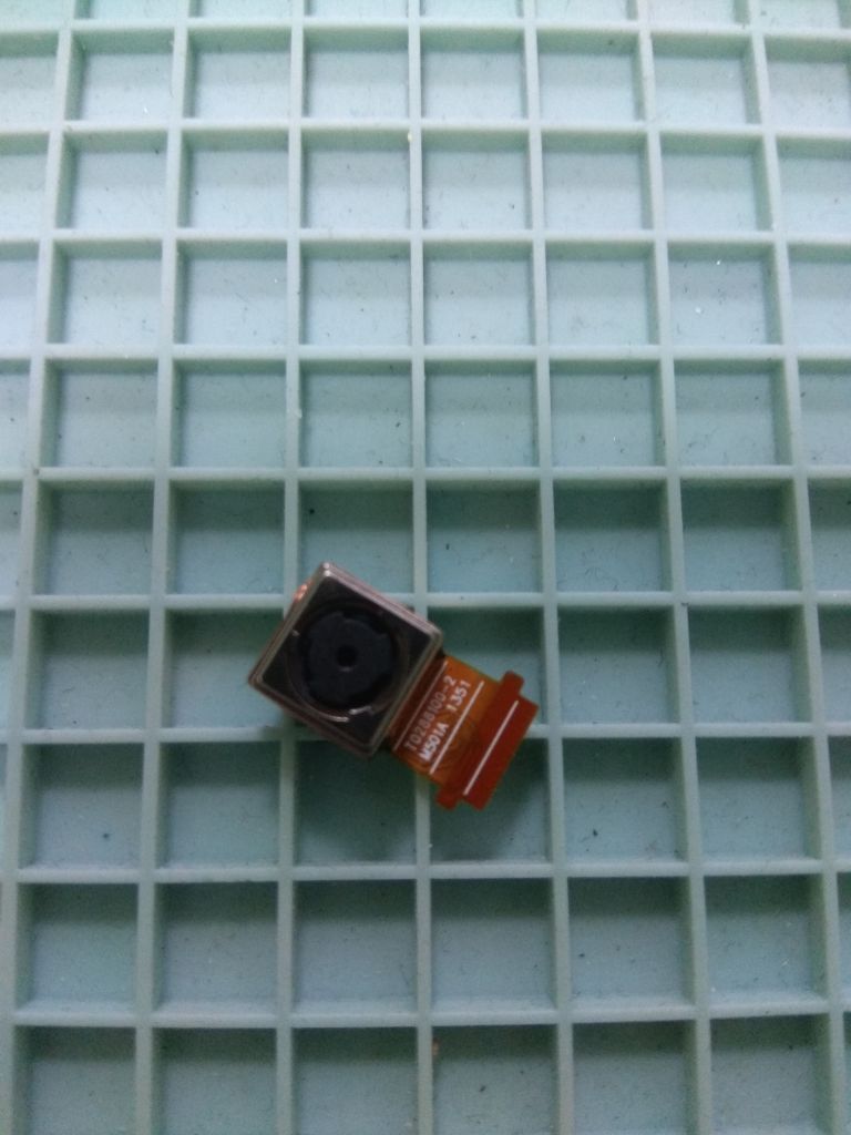 ASUS K00Z ME175CG камера основна - фото фото фото 0