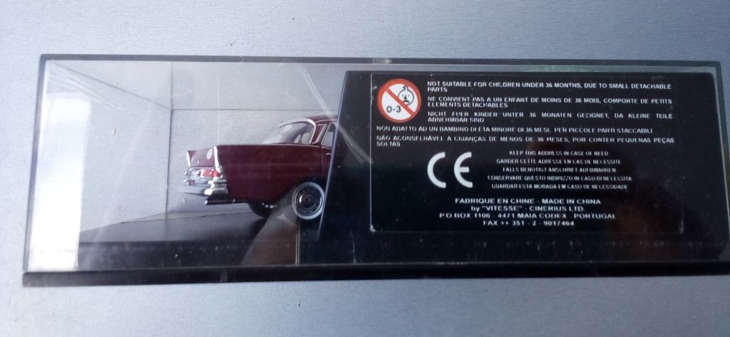 VITESSE Mercedes 220SE 1959 Mittelrot 1/43 - фото фото фото 1