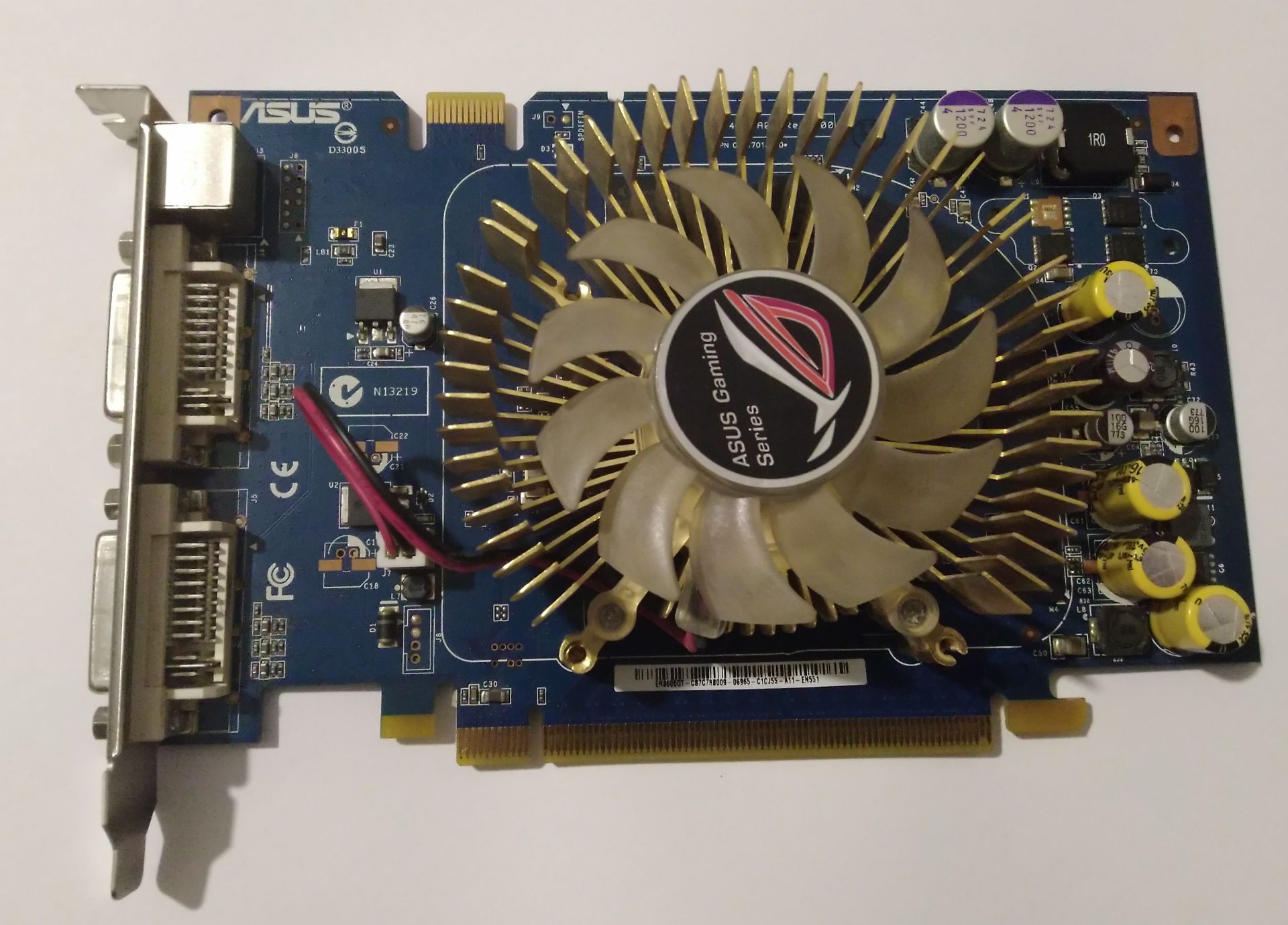 Відеокарта Asus  8600GT 256Mb 128bit PCI-E - фото фото фото 0