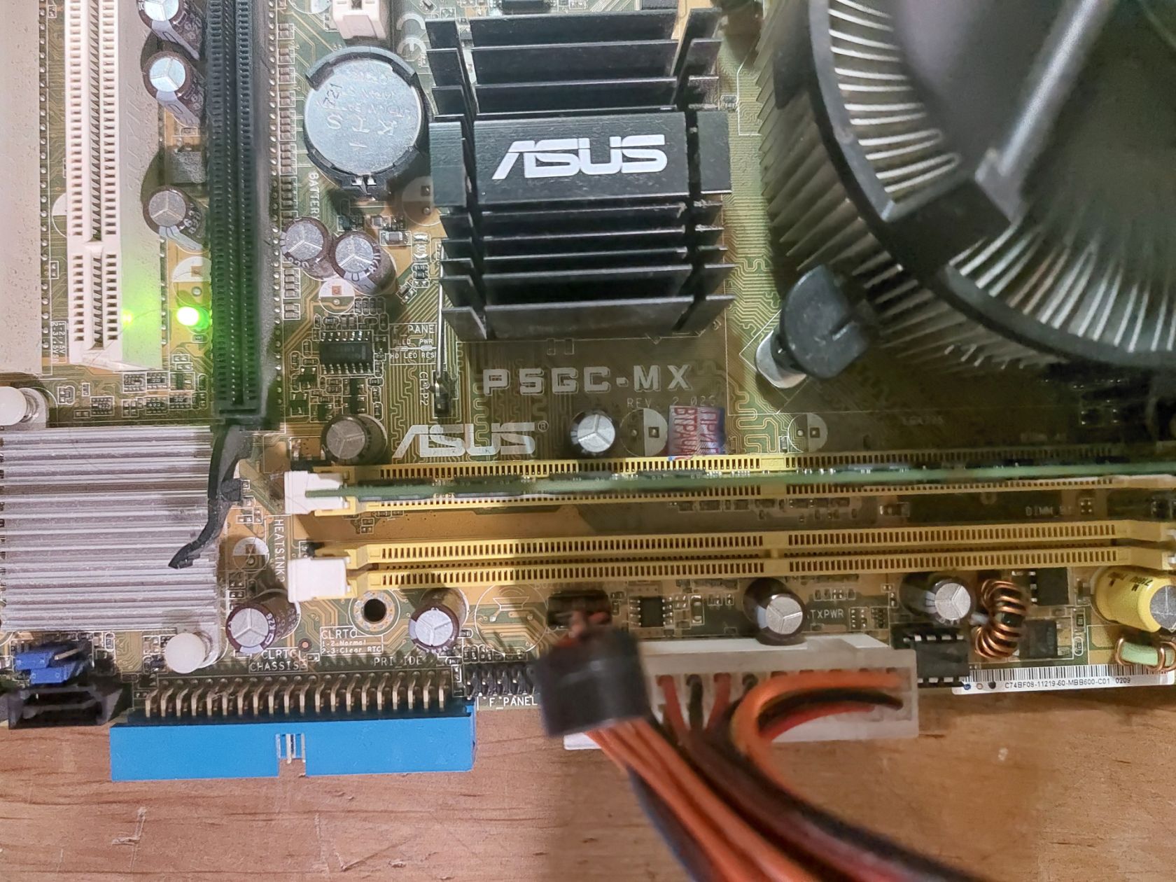 Материнська плата ASUS P5GC-MX               (Socket 775) + Intel Core2Duo E4400 - фото фото фото 1